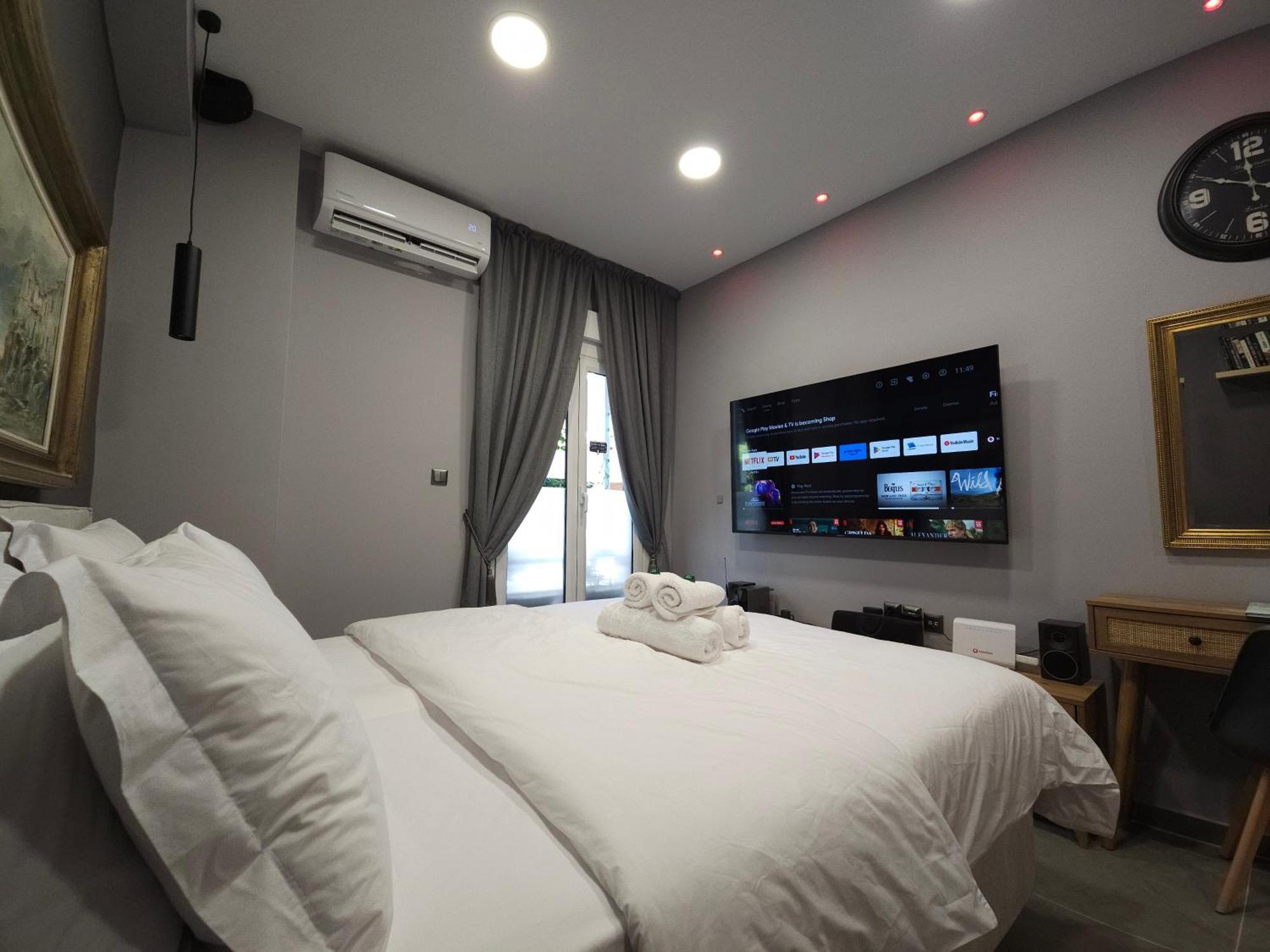 Dione Luxury Business Suite In The Heart Of Athènes Extérieur photo