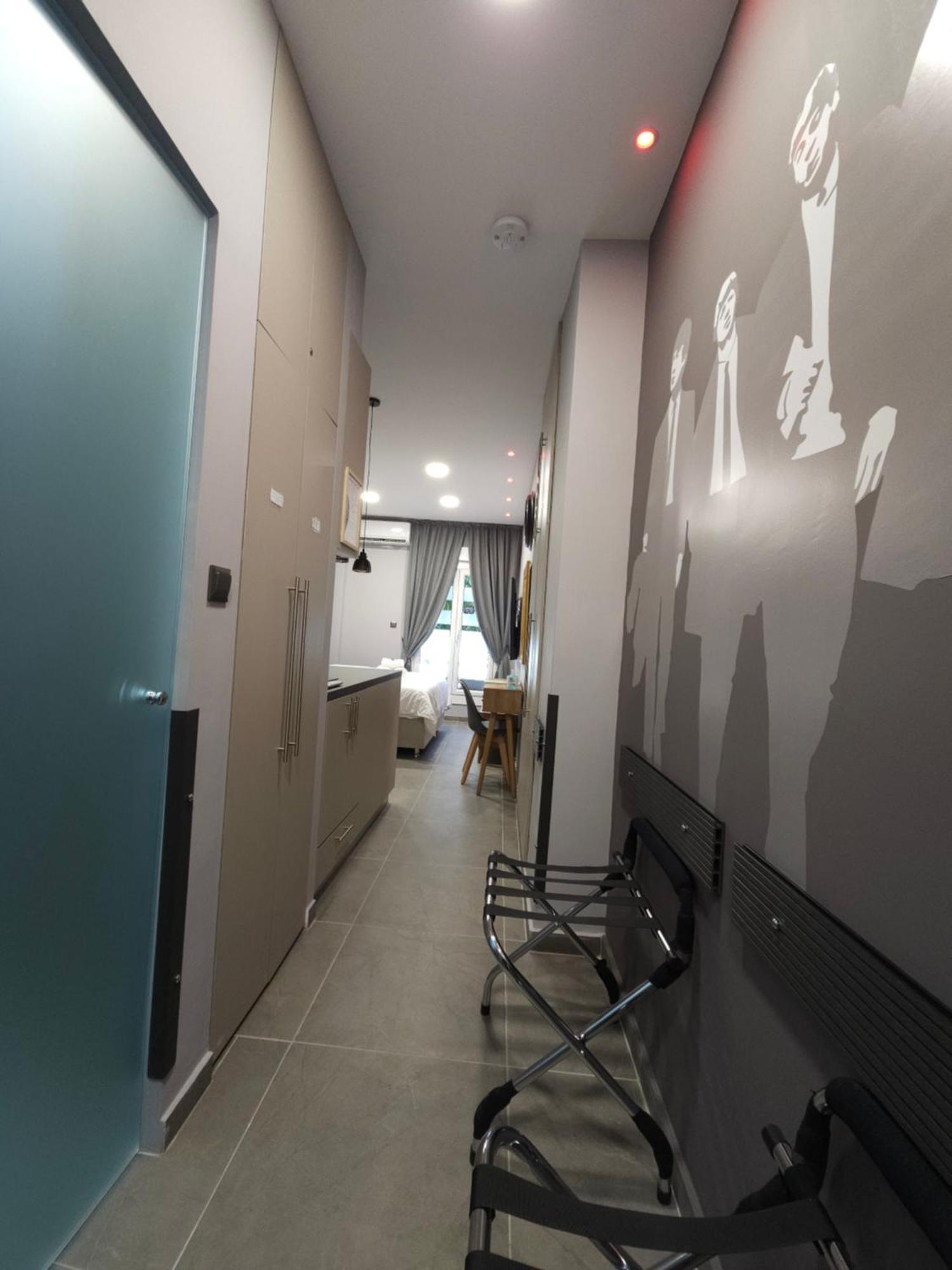 Dione Luxury Business Suite In The Heart Of Athènes Extérieur photo
