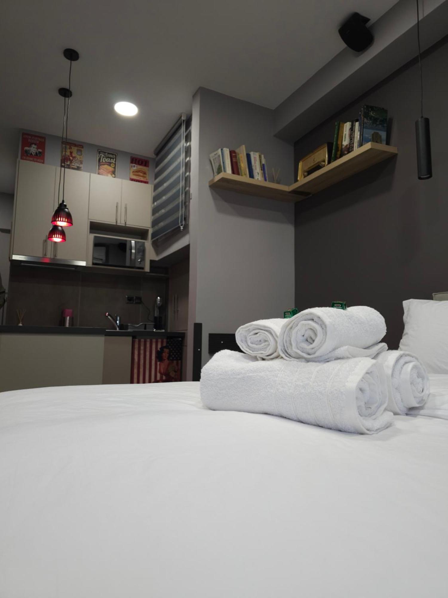 Dione Luxury Business Suite In The Heart Of Athènes Extérieur photo